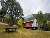 Jacky Barkers campground - Whitsundays Tourism