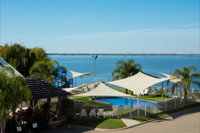 Lake Edge Resort - Tourism Adelaide