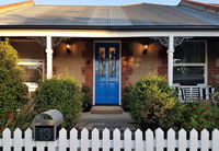 La Maison Riviere - The River House Bed and Breakfast - Accommodation Gold Coast