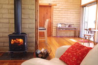 Lyrebird Cottages - Accommodation Gold Coast