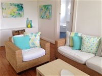 Manly Beach Holiday Home - Accommodation Georgetown