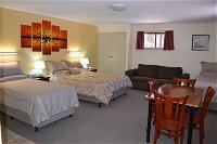Morgan Colonial Motel - Accommodation Airlie Beach