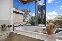 Mulwala Townhouse Two - Redcliffe Tourism