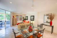 Oasis at Palm Cove - Accommodation Gold Coast