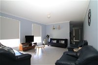 Sussex Inlet Holiday Home - Accommodation Cairns