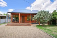The Wooden House at 30 Delany - Accommodation in Bendigo