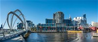 Waterfront Melbourne Apartments - Accommodation Tasmania