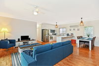 44 Ferguson Road - Quiet and Private and Welcomes Pets - Accommodation Airlie Beach