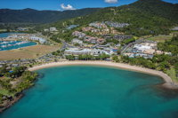 Airlie Beach Hotel - Accommodation Find