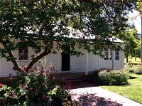 Cairnie Country Cottage - Lennox Head Accommodation