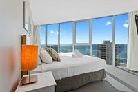 Holiday Holiday - H Residences Surfers Paradise - Tourism Cairns