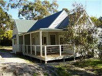 Hooked Inn Cottages - Surfers Gold Coast