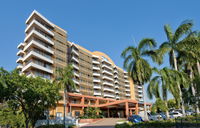 Mantra on the Esplanade - Townsville Tourism