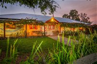 Monkey Place Country House - Redcliffe Tourism