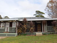 Old Whisloca Cottage - Accommodation Tasmania