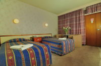 Olympia Motel - Townsville Tourism