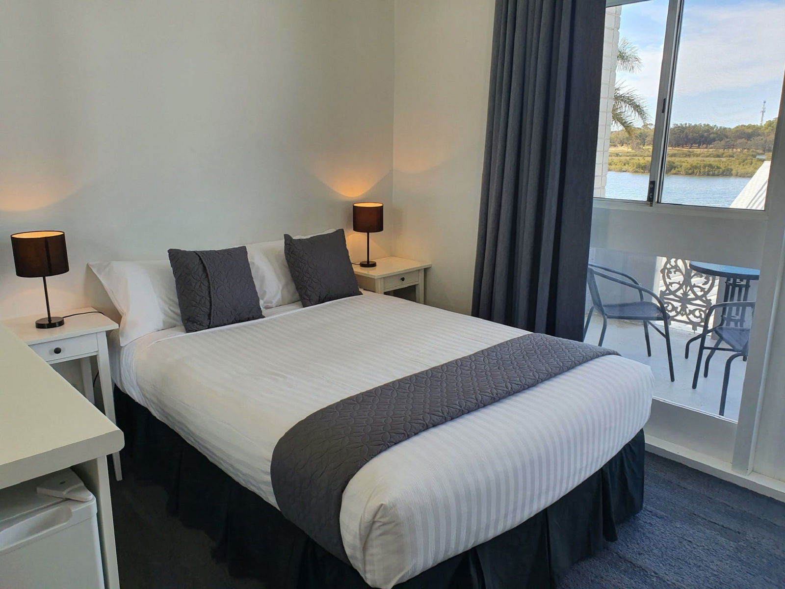 East Bunbury WA Accommodation Ballina