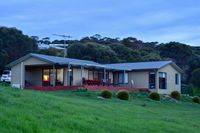 Penneshaw Lodge - Tourism Adelaide