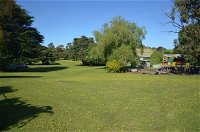 Pine Country Caravan Park - Pet Friendly - Yarra Valley Accommodation