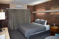 Riviana Motel - Whitsundays Tourism