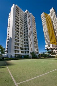 South Pacific Plaza - Accommodation QLD