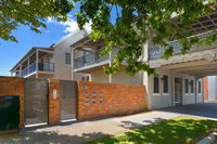 The Waterstreet Apartment - SA Accommodation