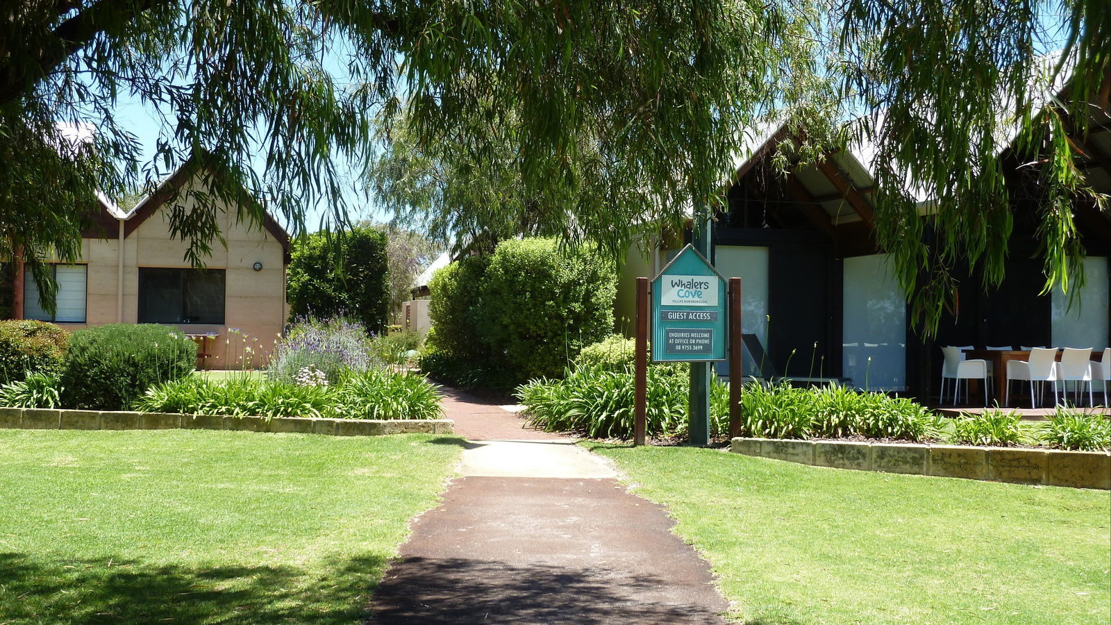 Dunsborough WA Accommodation Airlie Beach