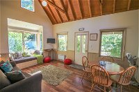 Alpine Arnica Cottages - Geraldton Accommodation