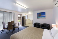 Best Western Colonial Village Motel - Redcliffe Tourism
