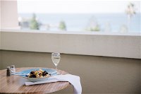 Coogee Bay Hotel - C Tourism