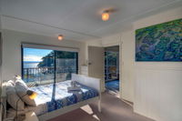 Cove Cottage - Whitsundays Tourism