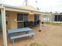 Dot n Pats - Accommodation Kalgoorlie