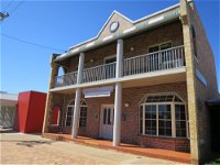 Downtown Apartment on Chandos - Geraldton Accommodation