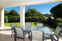 Fingal Bay Beach House - Accommodation Coffs Harbour