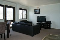 Gebi's Apartments - Townsville Tourism