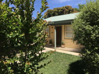 Lavender Cottage - Coogee Beach Accommodation