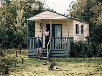 Pretty Beach cabins - Tourism Adelaide