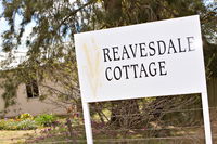 Reavesdale Cottage - Melbourne 4u