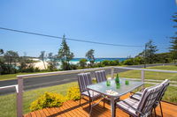 Seaside Holiday Home - Gold Coast 4U