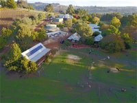 Sunnyhurst Chalets Farmstay - Wagga Wagga Accommodation