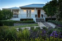 The Summer House - Redcliffe Tourism