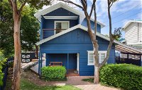 The Blue House at Wombarra Beach - WA Accommodation