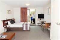 Atrium Resort Mandurah - Wagga Wagga Accommodation