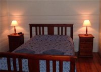 About Town Cottages - Geraldton Accommodation