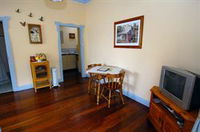 My Place Colonial Accommodation - Accommodation Whitsundays