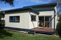 San Remo Holiday House - Wagga Wagga Accommodation