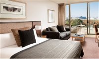 Quay West Suites Melbourne - Accommodation Nelson Bay