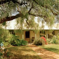 Rock of Ages Cottage Bed and Breakfast - Wagga Wagga Accommodation