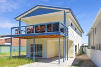 28A Kent Drive - Gorgeous Location Opposite Kent Reserve in Encounter Bay - Accommodation Mt Buller