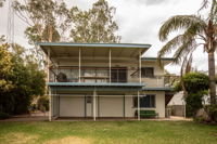 78  River Lane Mannum -River Shack Rentals - Accommodation in Surfers Paradise